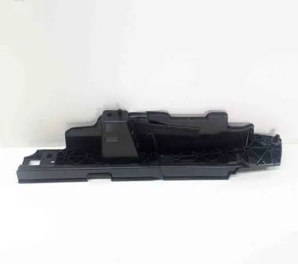 Volvo XC90 Radiator support slam panel bracket 31377849