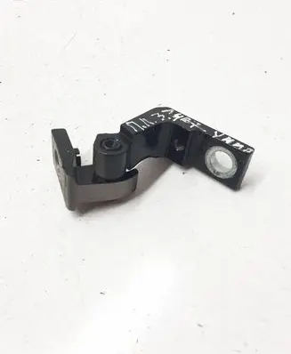 Audi A4 S4 B7 8E 8H Front door upper hinge A046573