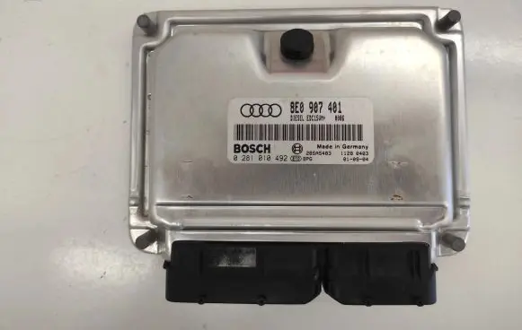 Audi A4 S4 B6 8E 8H Engine control unit/module 8E0907401 0281010492