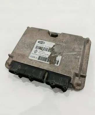 Renault Trafic II (X83) Engine control unit/module ECU 8201107228 8200726221 RG8A2464