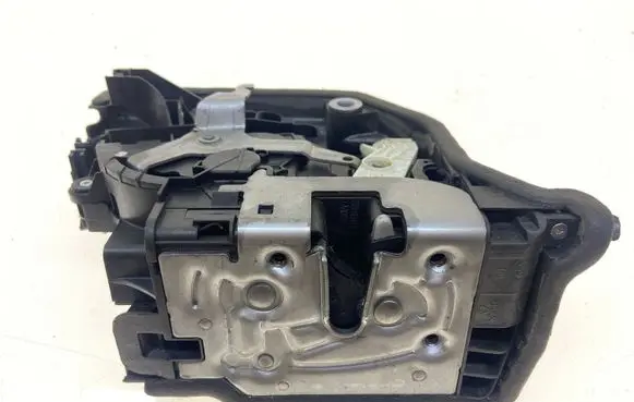 BMW X5 F15 Front door lock 7281934 51217281934 51217281948