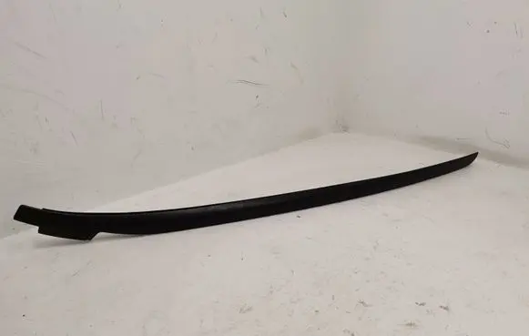 BMW 4 F32 F33 Front door glass trim molding 7296009