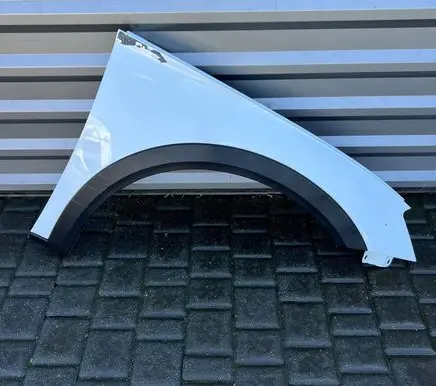Skoda Superb B8 (3V) Fender