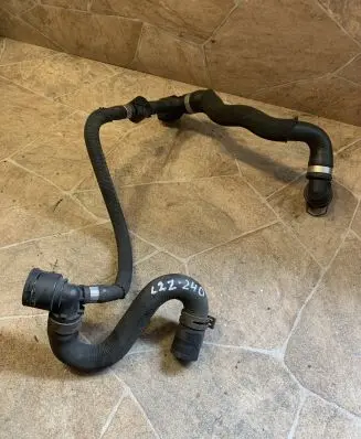 Mercedes-Benz E W213 Engine coolant pipe/hose A0005063364