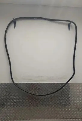 Toyota Prius+ (ZVW40) Rear door rubber seal (on body) 
