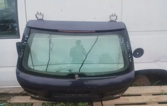Audi A4 S4 B6 8E 8H Tailgate/trunk/boot lid 