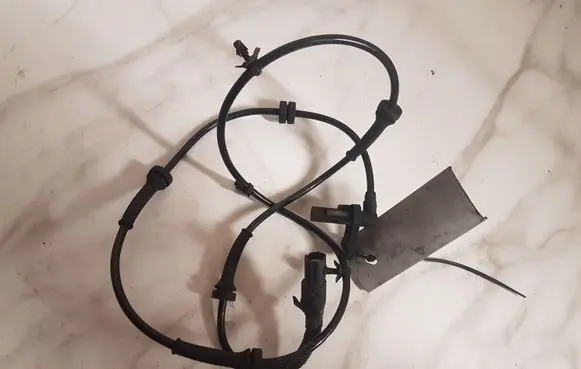 Nissan Primera ABS brake wheel speed sensor 47911AV700