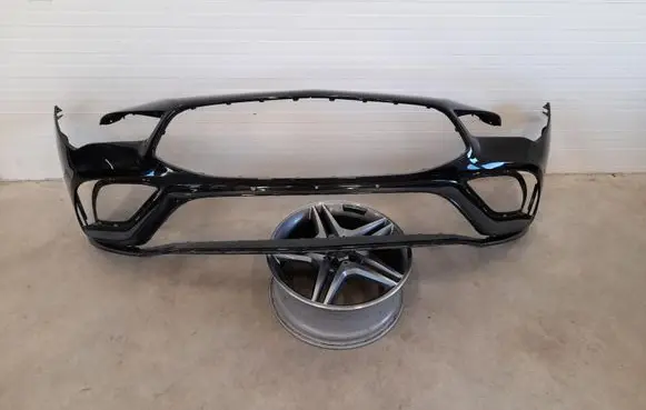 Mercedes-Benz C AMG W205 Front bumper