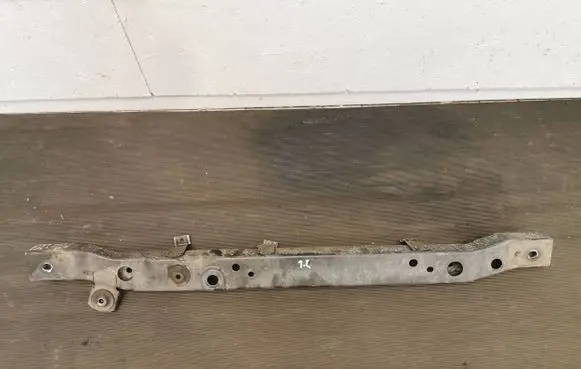 Nissan Juke I F15 Radiator support slam panel