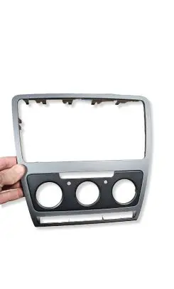 Skoda Octavia Mk2 (1Z) Radio/GPS head unit trim 1Z0858069BR 1Z0858069 1Z0858069BR1AR