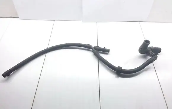 Mercedes-Benz A W169 Engine coolant pipe/hose A1695010325