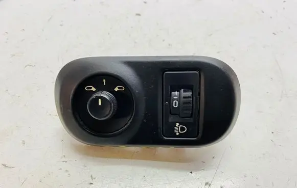 Citroen C4 Cactus Wing mirror switch 96673722ZD