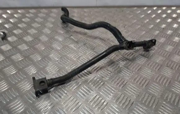 Audi A7 S7 4G EGR valve line/pipe/hose 06E131848H