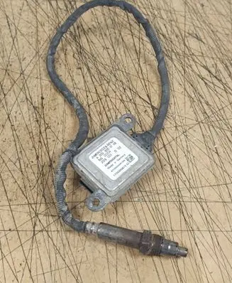 Mercedes-Benz E W213 Lambda probe sensor A0009050108