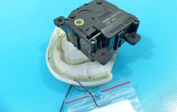 A/C air flow flap actuator/motor