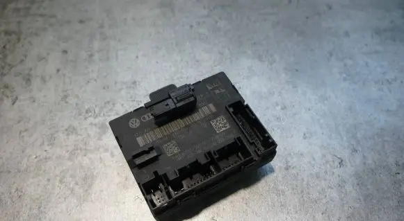 Audi A5 8T 8F Door control unit/module 8T0959793H