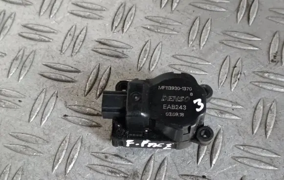 Jaguar F-Pace Air flap motor/actuator MF1139301370 EAB243 030918
