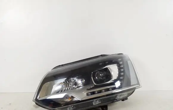 Volkswagen Multivan T5 Headlight/headlamp