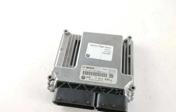 BMW X3 E83 Engine control unit/module 7811999