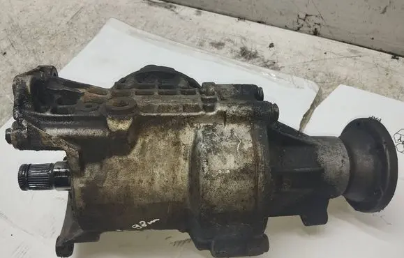 Volkswagen Transporter - Caravelle T4 Rear differential 02g409053