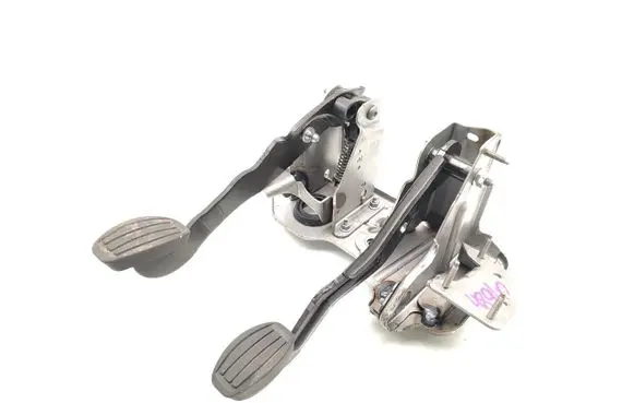 Opel Corsa F Pedal assembly P1009890AA