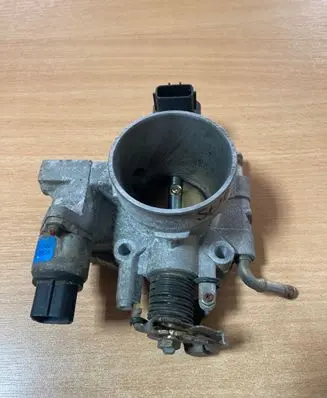 Subaru Impreza II Throttle valve A22667R00