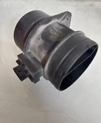 Volkswagen Golf VII Mass air flow meter 03L906461A 0281002954 4286706
