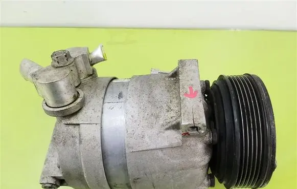 Opel Vectra C Air conditioning (A/C) compressor (pump) 1854011