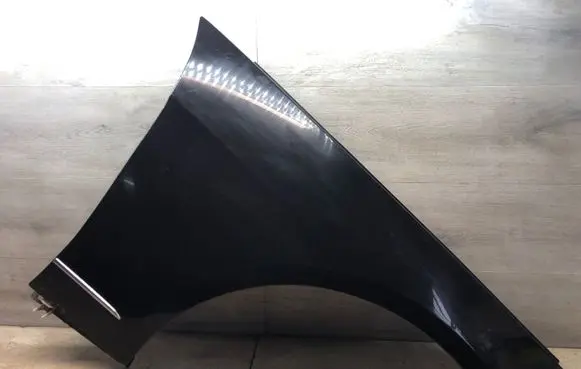 Mercedes-Benz E W212 Fender 