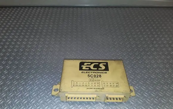 Dodge Nitro Tow bar trailer control unit/module 5C028