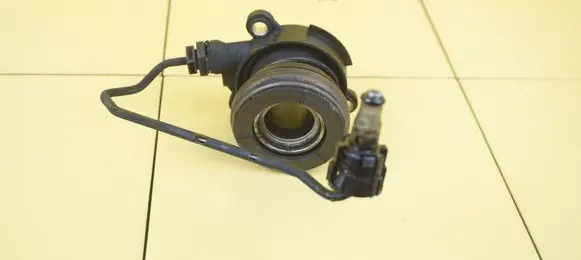 Opel Astra K Clutch slave cylinder F581668 B14XFT