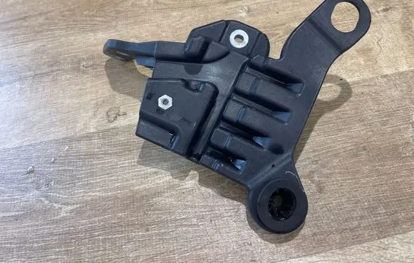 Land Rover Range Rover Evoque L551 Battery tray K8D2114B06A