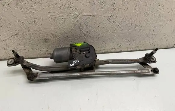 Audi Q5 SQ5 Front wiper linkage and motor 8R1955119A 8R1955023D