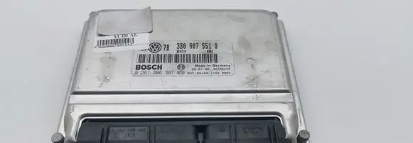 Audi A6 S6 C5 4B Engine control unit/module 3B0907551Q 0261206387