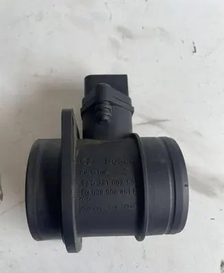 Volkswagen Touran I Mass air flow meter 0281002531
