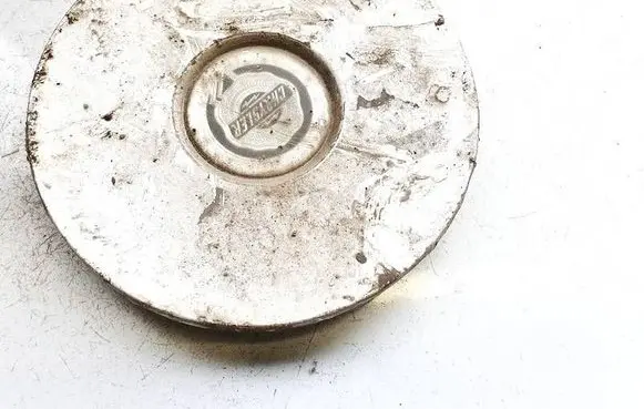 Chrysler Voyager Original wheel cap 04862224ab 0486222ac
