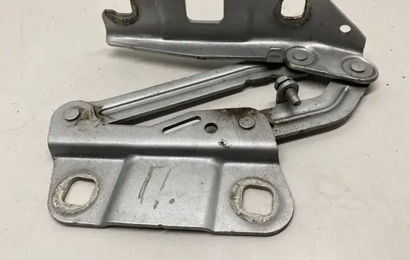 Mercedes-Benz ML W164 Engine bonnet/hood hinges A2518800428