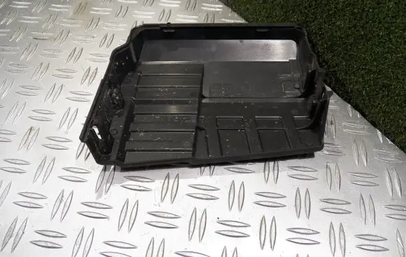 Toyota Proace Fuse box cover 9672188380