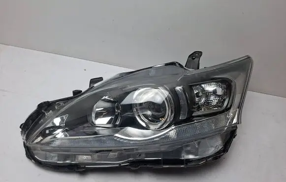 Lexus CT 200H Headlight/headlamp 