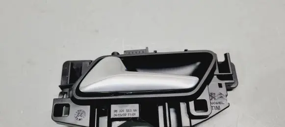 Opel Mokka B Front door interior handle 98201553VV