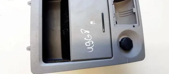 Cup holder