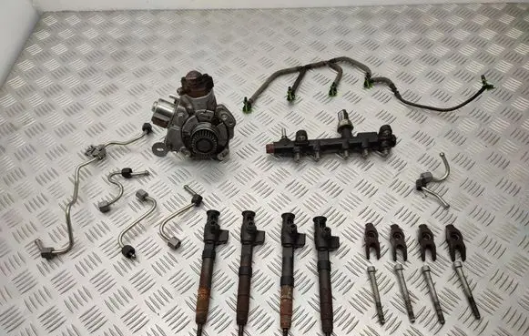 Peugeot Traveller Fuel injection system set 9674984080 9674300080 9814383880