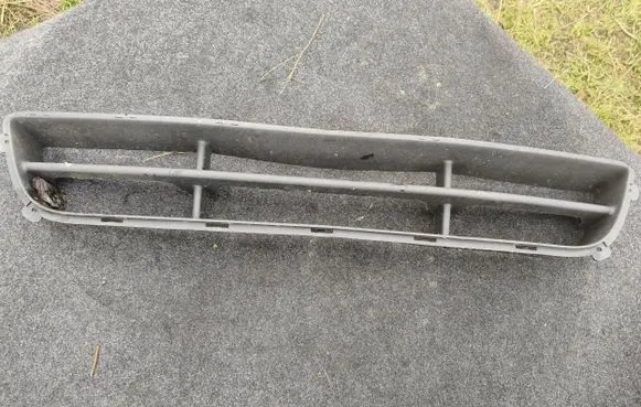 KIA Ceed Front bumper upper radiator grill 86565-1h000