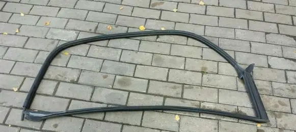 BMW Z4 E85 E86 Rubber seal front coupe door 3420704