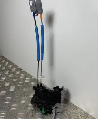 Hyundai Kona I Front door lock 81310J9000