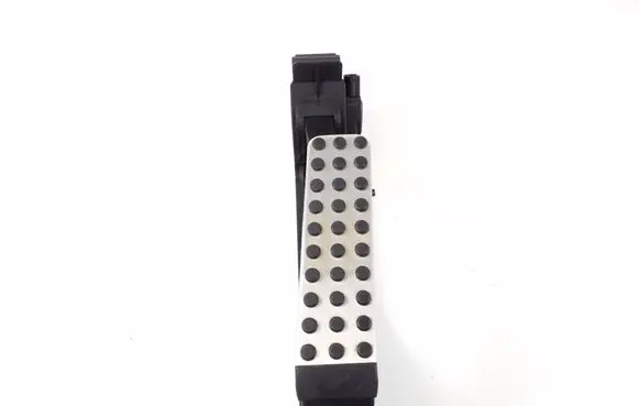 Mercedes-Benz SLK R171 Accelerator throttle pedal A1703000404