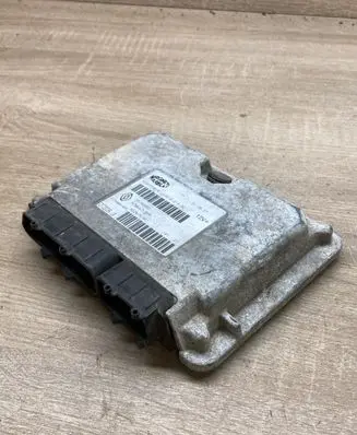 Renault Clio II Engine control unit/module ECU 8200753616