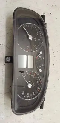 Renault Laguna II Speedometer (instrument cluster) 8200218888