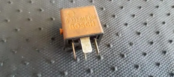 BMW 3 E46 Other relay 0332019456 1378238