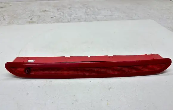 Volkswagen Golf VI Third/center stoplight 5K0945087B